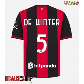AC Milan Koni De Winter #5 Prima Maglia 2026-27 Manica Corta AC Milan Koni De Winter #5 Prima Maglia 2026-27 Manica Corta